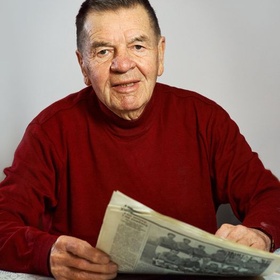 Анатолій Постоловський